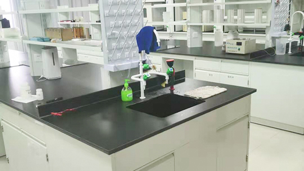 上海交通大學新建實驗室通風柜實驗臺及通風系統(tǒng)工程